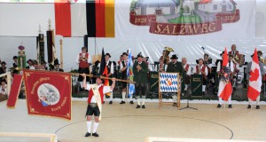 90-jähriges Gründungsfest mit Fahnenweihe